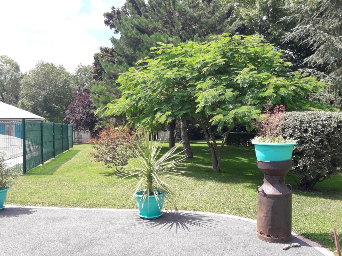 Logis De Lange Studio 2 P Saint-Hilaire-la-Palud Buitenkant foto